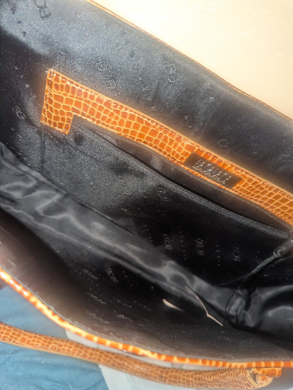 BCBGMaxAzria Amber Patent Lizard Embossed Italian Leather Satchel.NWT - Picture 14 of 14